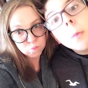 Meet your Posher, Kara